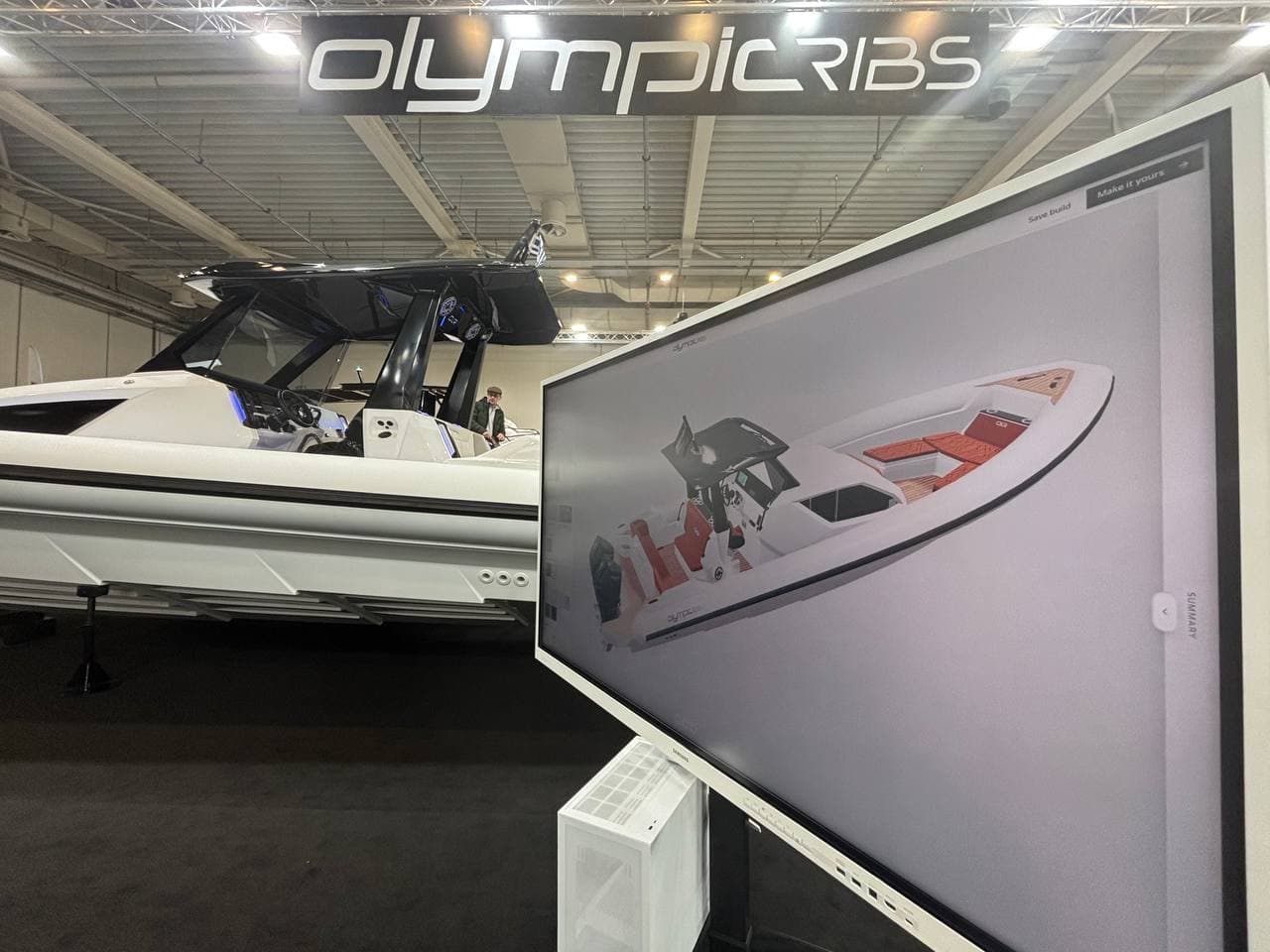 Touchscreens & kiosks